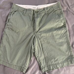 Old Navy Men's Green Shorts
